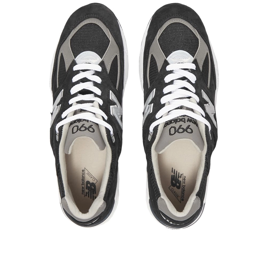 New Balance Men's M990BL2 - Made in the USA Black